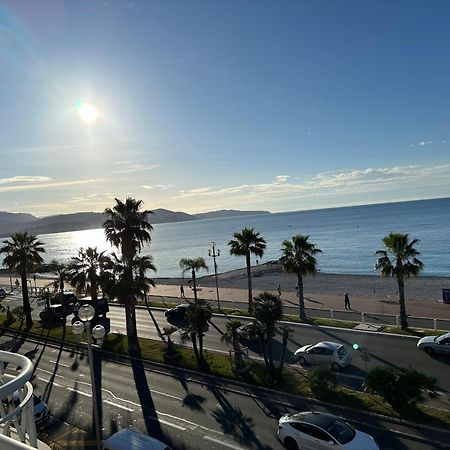 Beach Front, Superbe Appartement Pour 4 Personnes Nice Buitenkant foto
