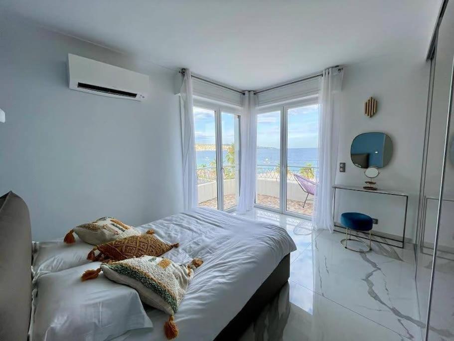 Beach Front, Superbe Appartement Pour 4 Personnes Nice Buitenkant foto