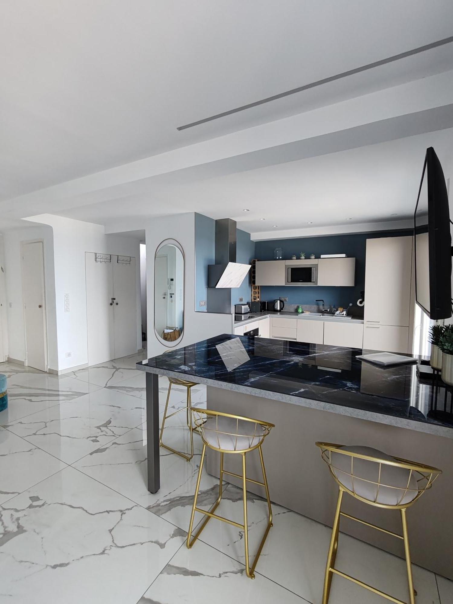 Beach Front, Superbe Appartement Pour 4 Personnes Nice Buitenkant foto